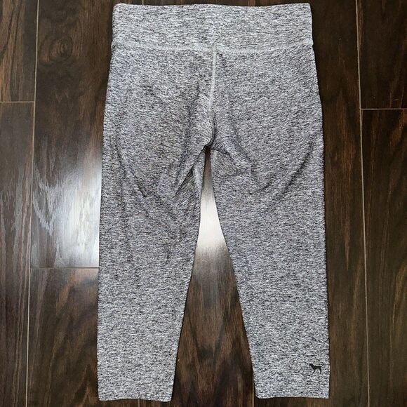 Victorias Secret Pink Women’s S Ultimate Yoga Cropped Leggings Heathered Gray - Picture 7 of 8